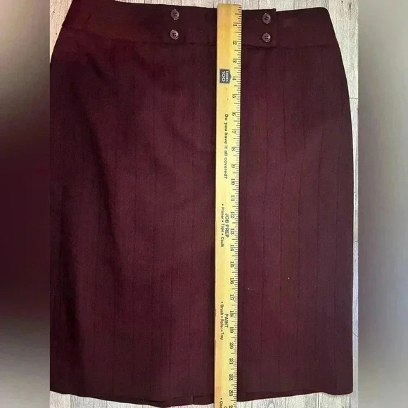 Apostrophe Pencil Skirt - Picture 4 of 7